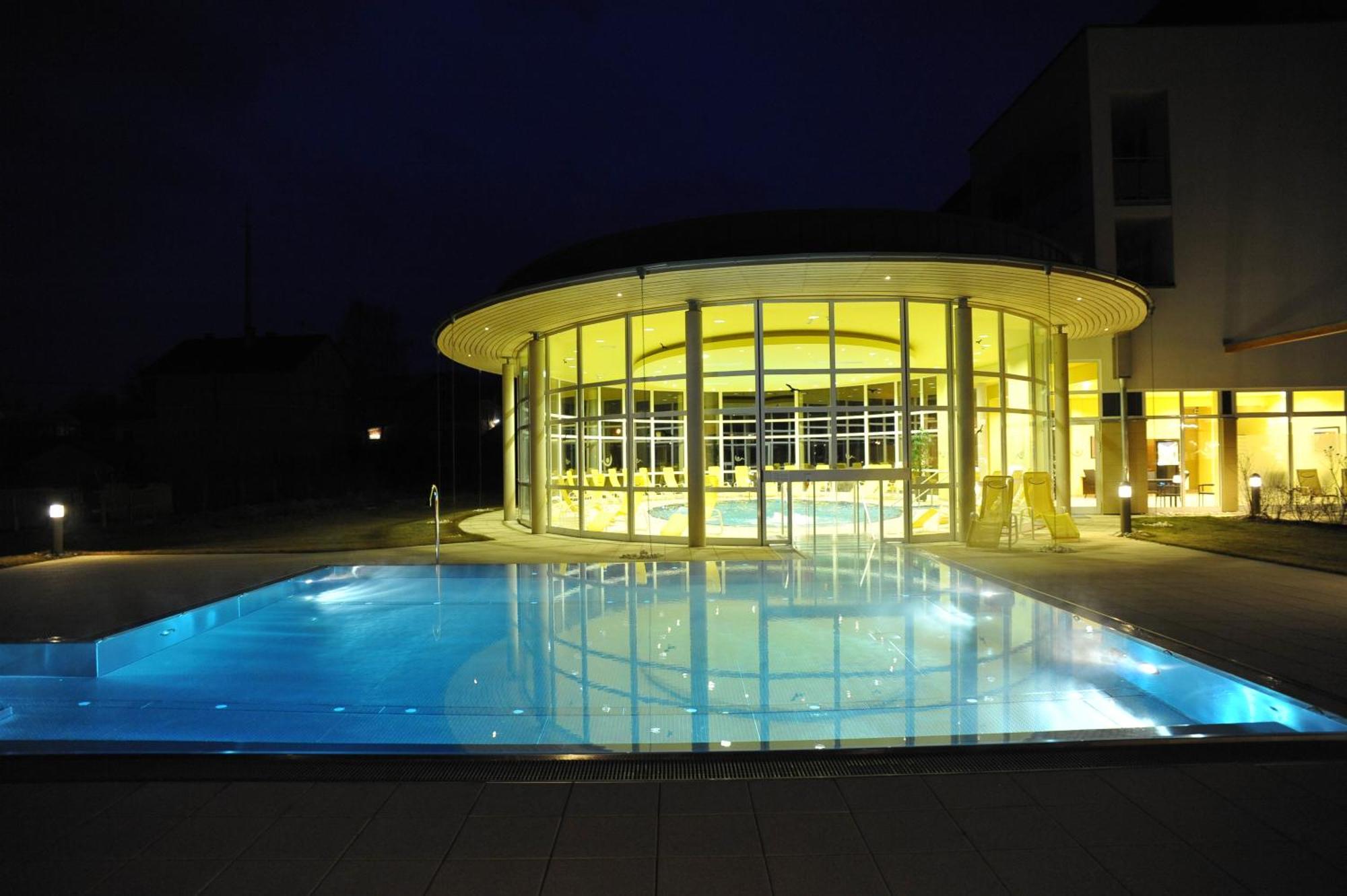 Gesundheitsresort Bad St. Leonhard บาด ซังค์ เลออนฮาร์ด อิม ลาวานท์ทาล ภายนอก รูปภาพ